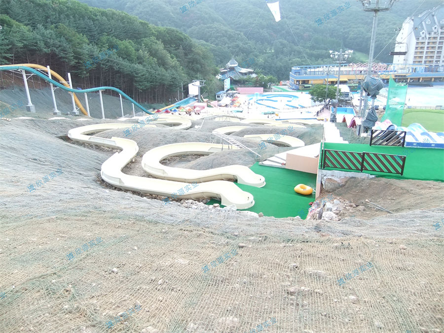 山坡滑梯水上乐园大型滑梯
