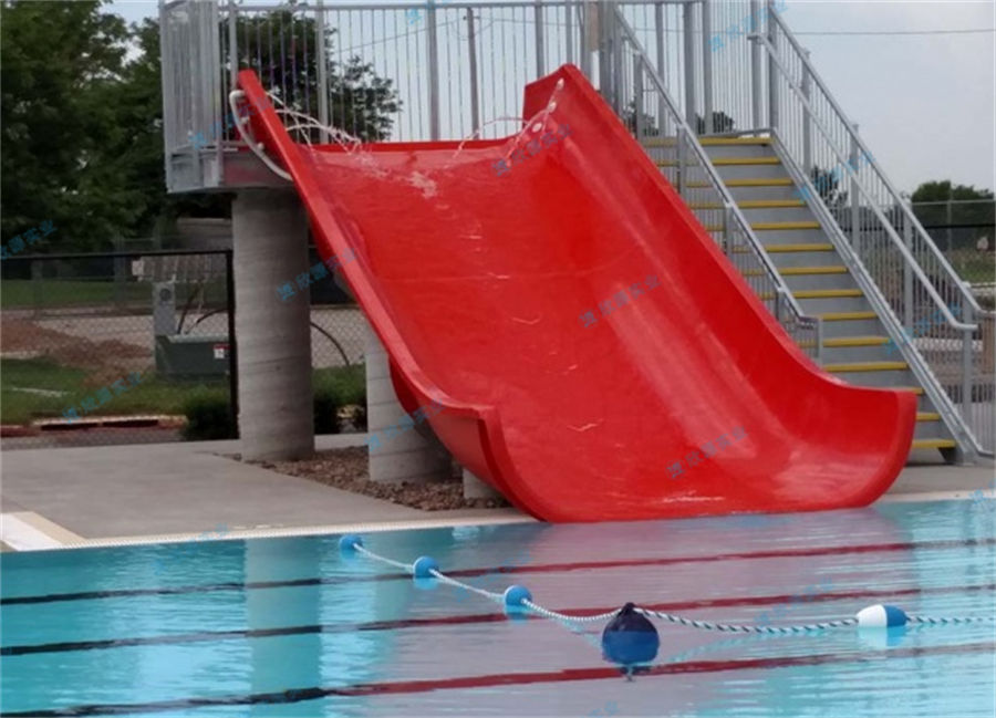 家庭组合滑梯水上乐园大型滑梯