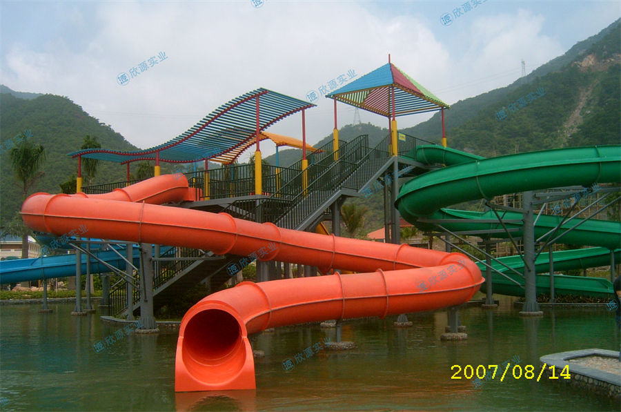 螺旋滑梯水上乐园大型滑梯