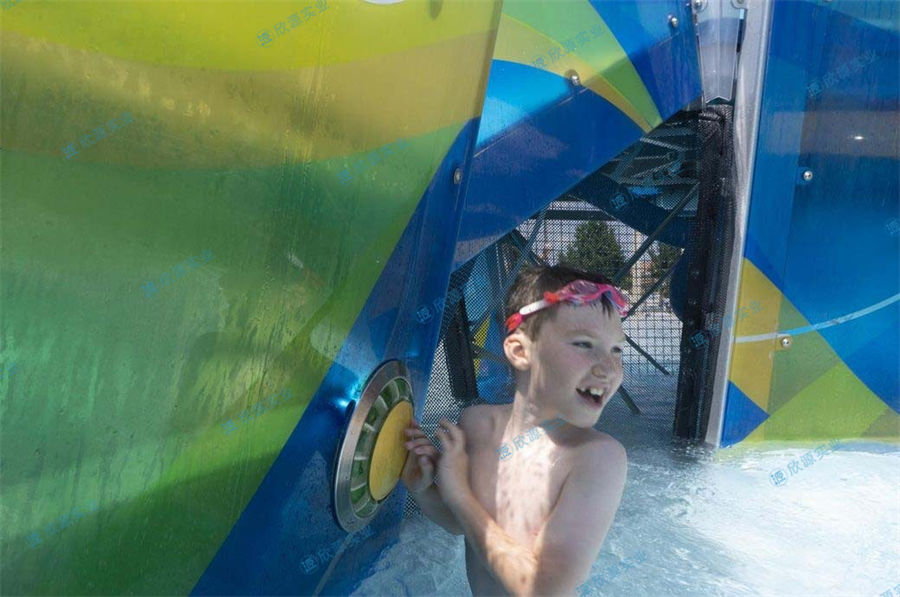 简约风格水上乐园水寨水屋