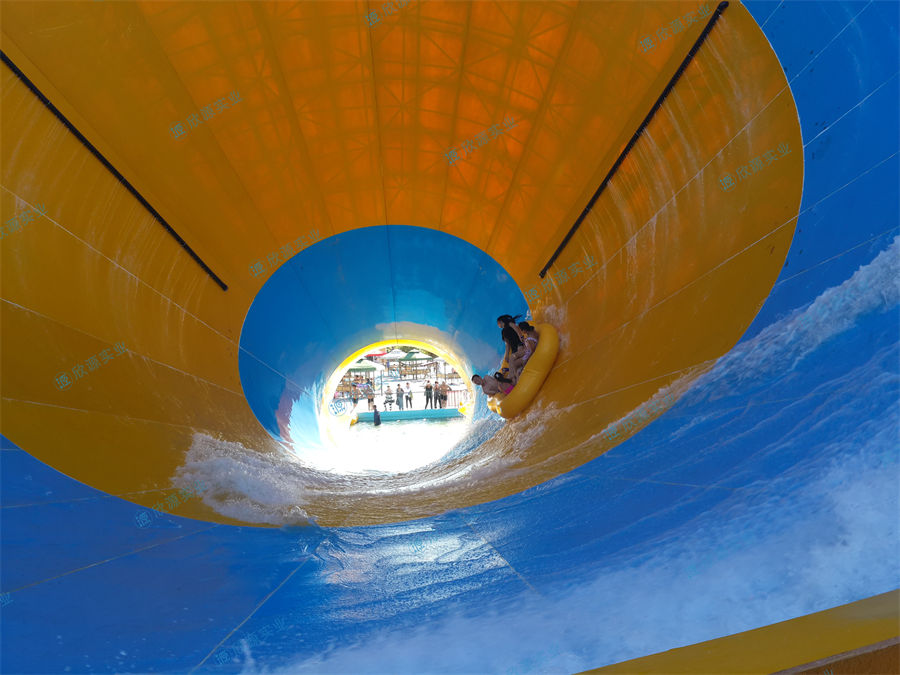 大喇叭水上大型滑梯