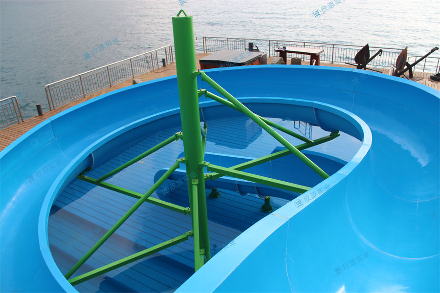 螺旋滑梯水上乐园大型滑梯