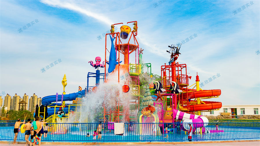 螺旋滑梯水寨水屋