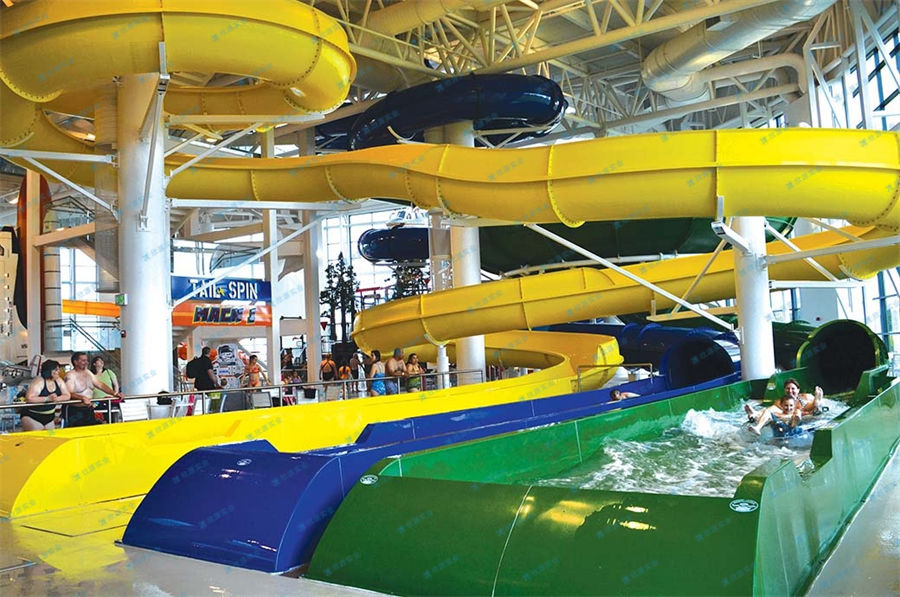 巨型管状滑道水上乐园大型滑梯