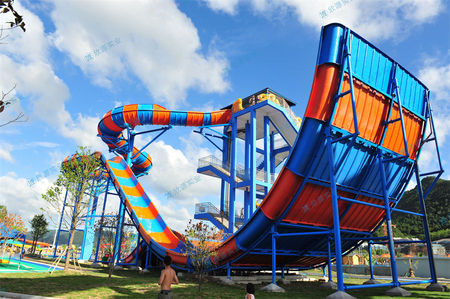 冲天回旋滑梯水上乐园大型滑梯