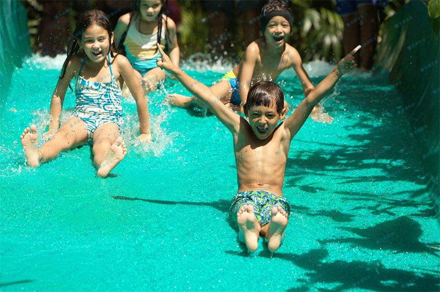 迷你坡型滑道水上乐园儿童滑梯