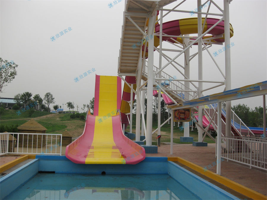 冲天回旋滑梯水上乐园大型滑梯