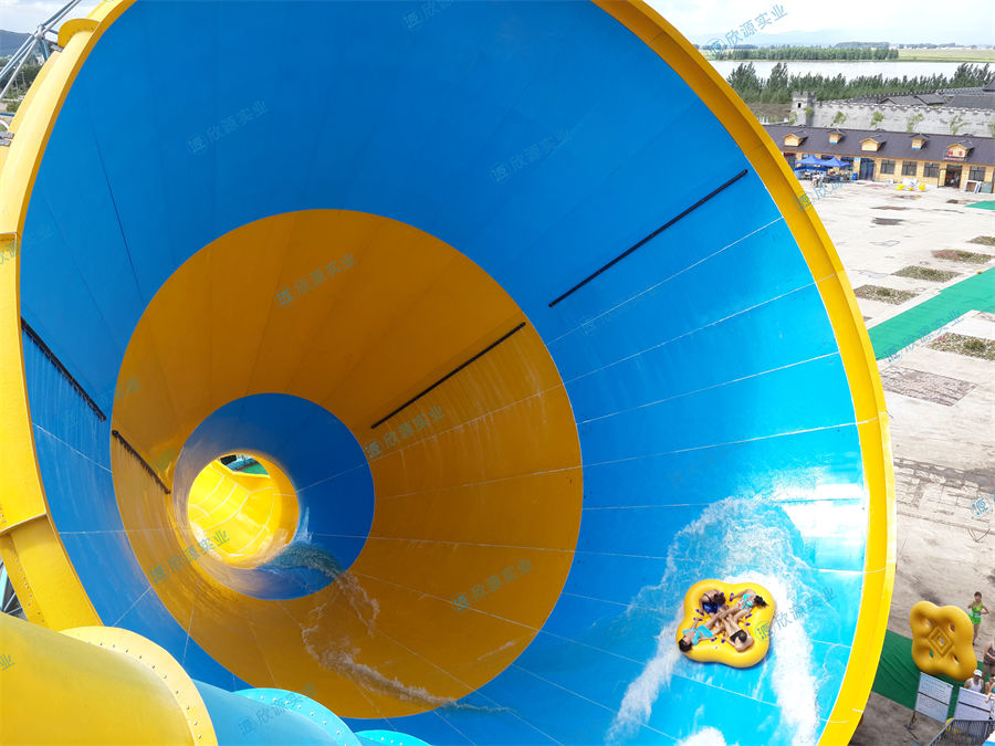 大喇叭水上大型滑梯
