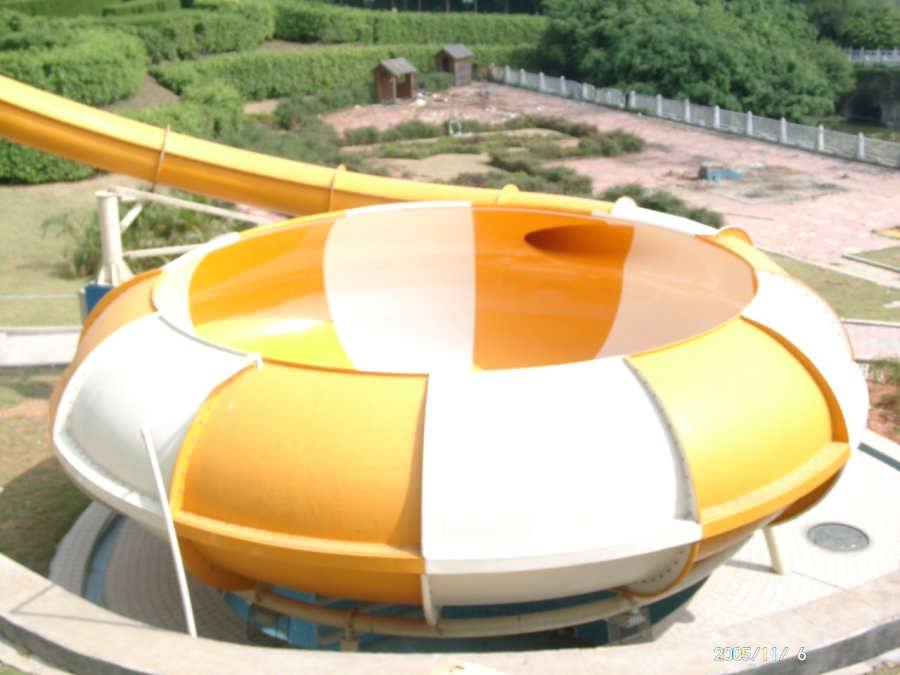 太空盘水上乐园大型滑梯