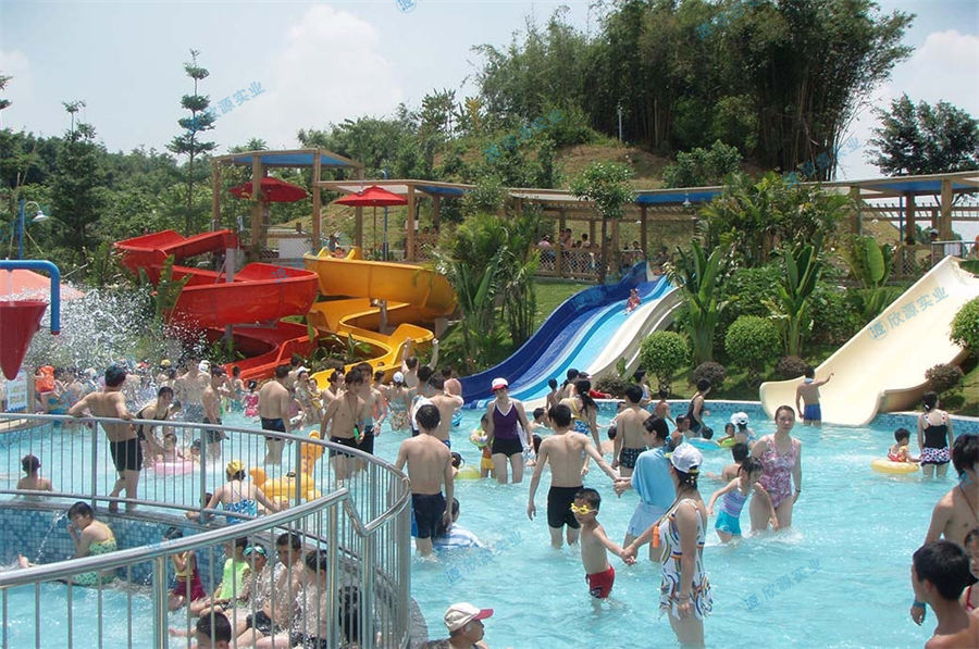 家庭组合滑梯水上乐园大型滑梯