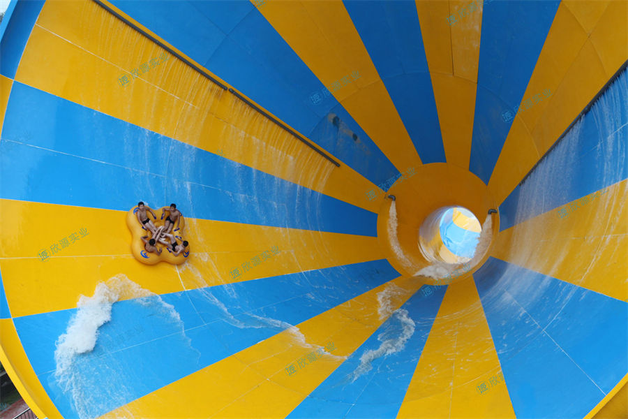 大喇叭水上大型滑梯